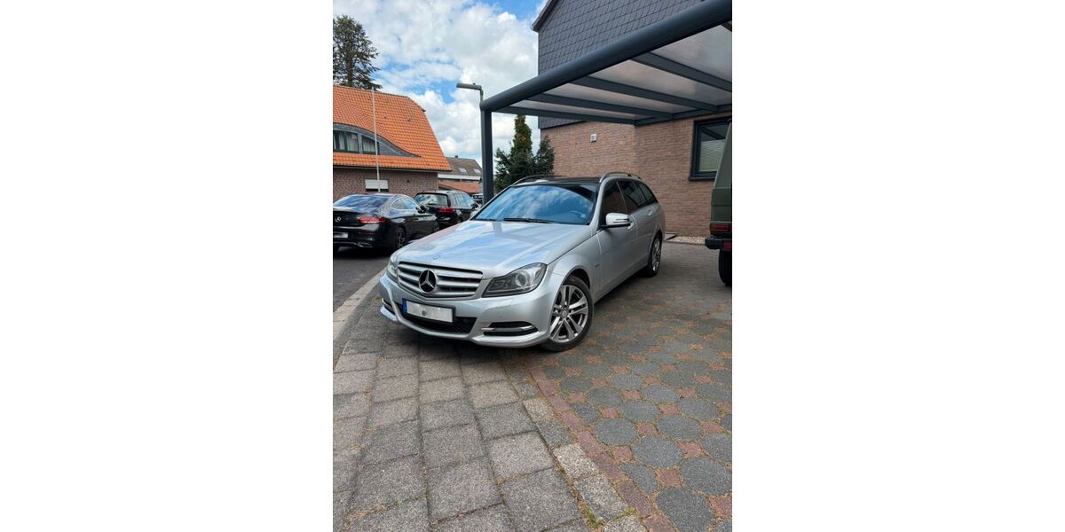 Mercedes-Benz C 250 289.000 km 5.990 &euro; Neuss 41462
