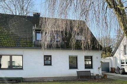 Haus Neuss-Grimlinghausen Grimlinghausen - 7 Zimmer, 190 m&sup2;, 895.000&euro; | Angebot:25836972