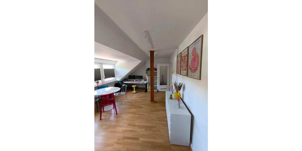 Dachgeschoßwohnung Mönchengladbach Nord - 2 Zimmer, 55 m&sup2;, 819&euro; | Angebot:26399844