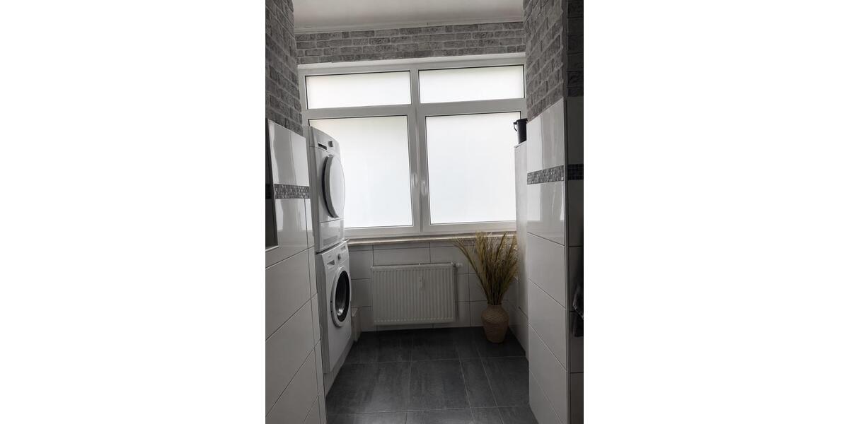 Etagenwohnung Duisburg Duisburg-Mitte - 3 Zimmer, 100 m&sup2;, 145.000&euro; | Angebot:27425670