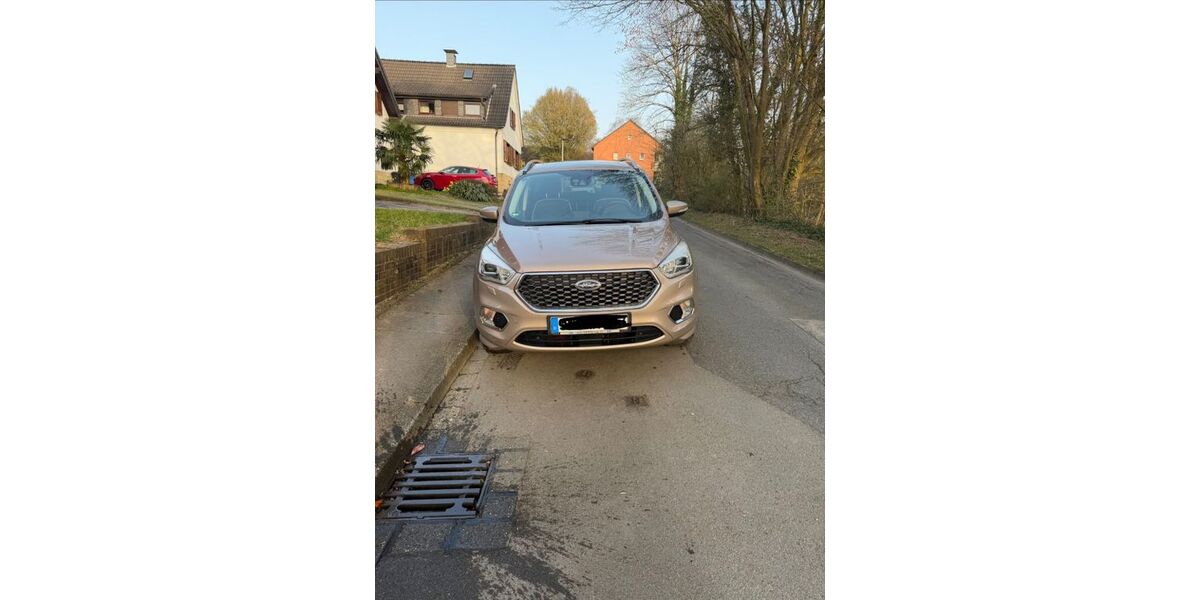 Ford Kuga 74.392 km 18.200 &euro; Solingen 42657