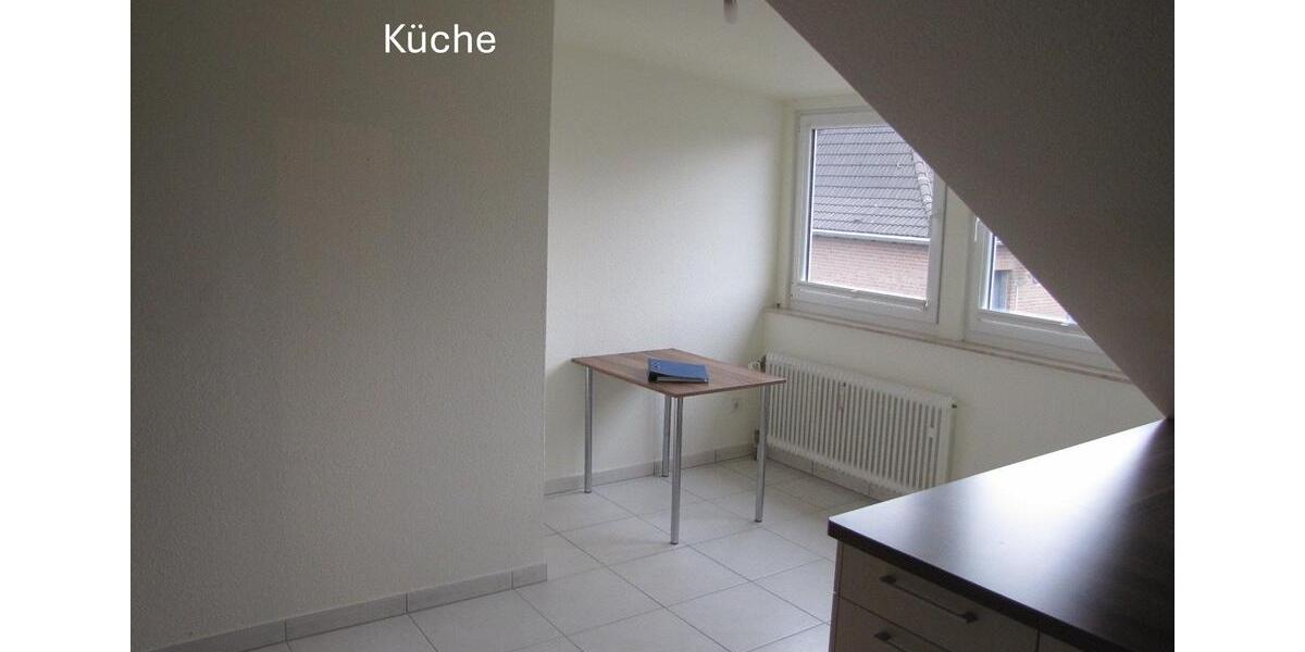 Dachgeschoßwohnung Krefeld Hüls - 3 Zimmer, 99 m&sup2;, 925&euro; | Angebot:25352289