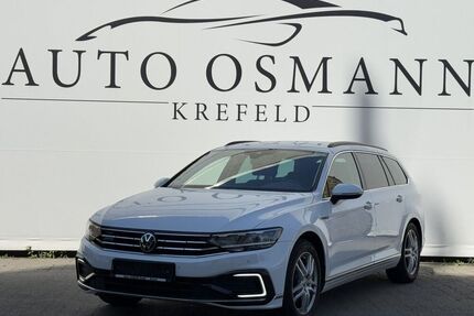 VW Passat Variant