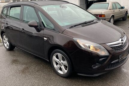 Opel Zafira 128.000 km 8.200 &euro; Monheim 40789