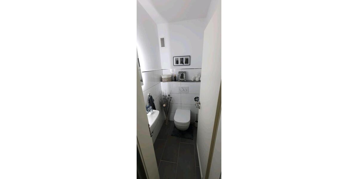 Erdgeschoßwohnung Wuppertal Eckbusch - 3.5 Zimmer, 102 m&sup2;, 1.100&euro; | Angebot:26414749