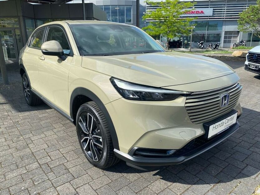 HR-V