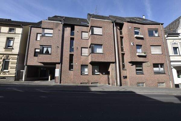 ***Schöne ETW mit PKW-Stellplatz in solidem Wohnhaus - in beste Hände vermietet*** 2 zimmer