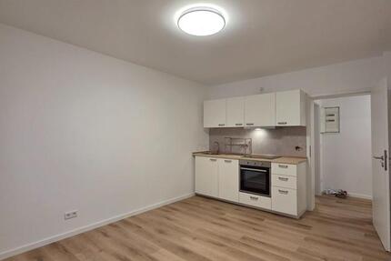 Frisch sanierte 2-Zimmer Wohnung mit Einbauküche in Remscheid 2 zimmer