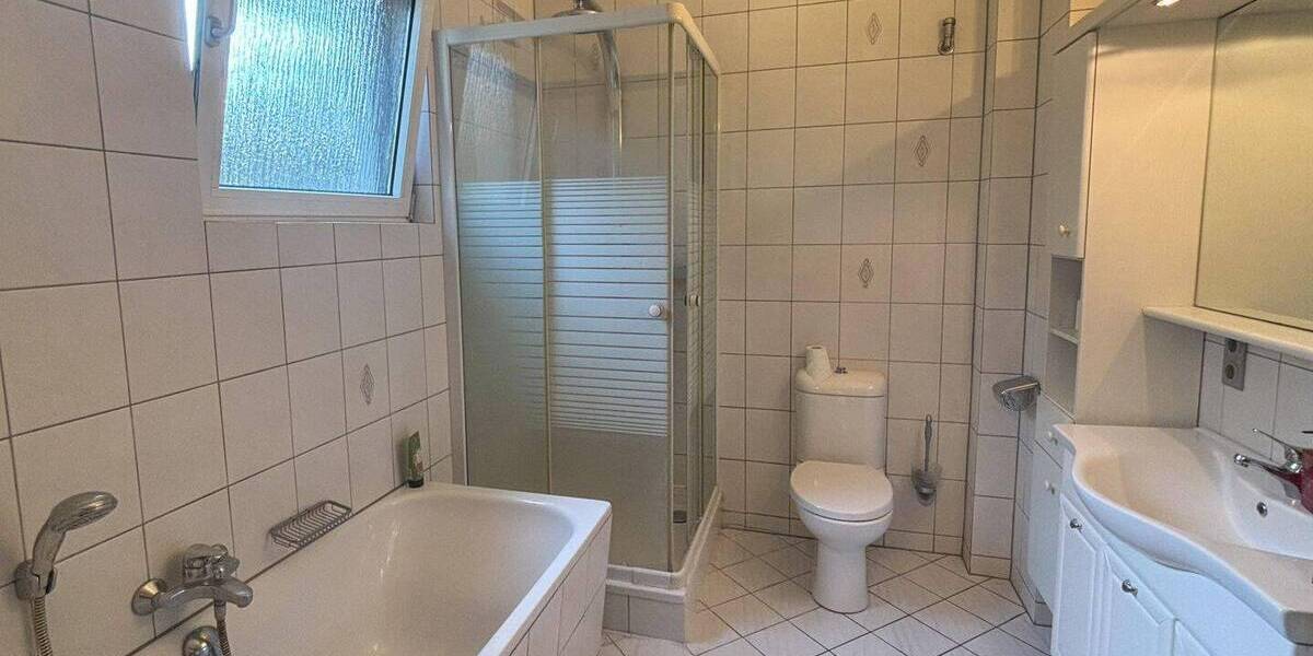 Einfamilienhaus Krefeld Inrath/Kliedbruch - 3 Zimmer, 100 m&sup2;, 489.000&euro; | Angebot:24037809