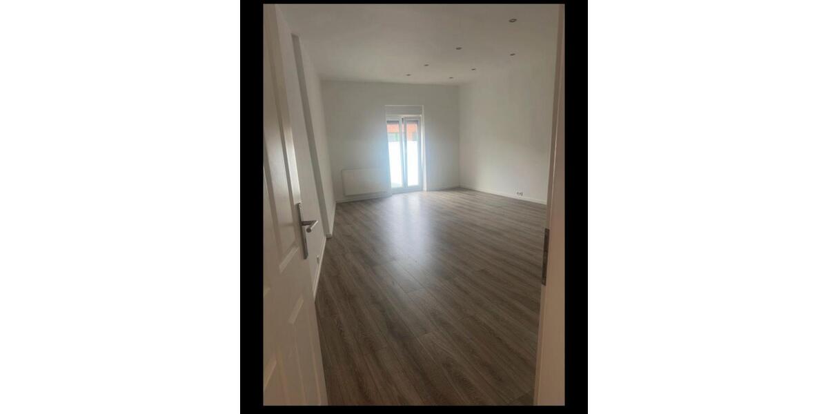 2 Zimmerwohnung, Krefeld Bockum mit Balkon, Terrasse EG 2 zimmer
