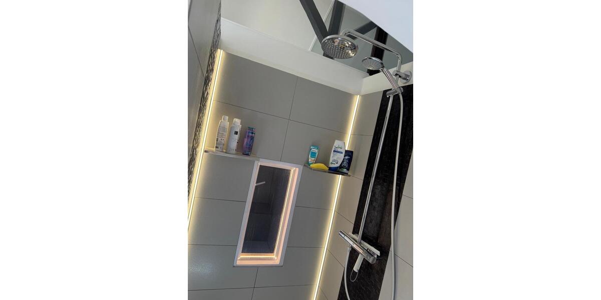Dachgeschoßwohnung Wuppertal Sedansberg - 4 Zimmer, 165 m&sup2;, 320.000&euro; | Angebot:26586256