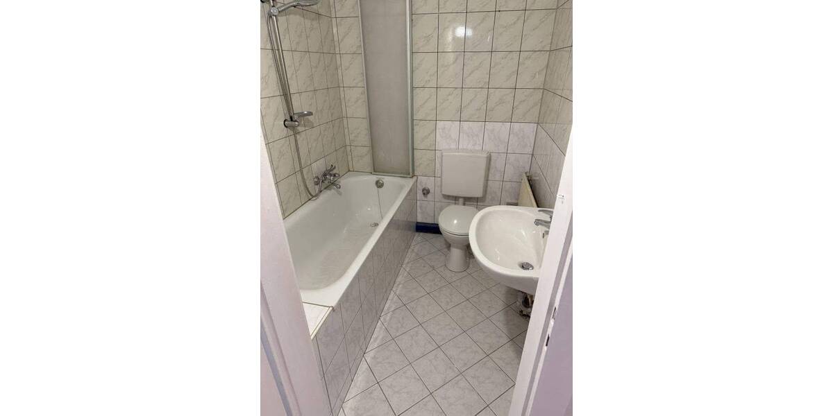 Etagenwohnung Düsseldorf Derendorf - 2 Zimmer, 53 m&sup2;, 580&euro; | Angebot:26929950