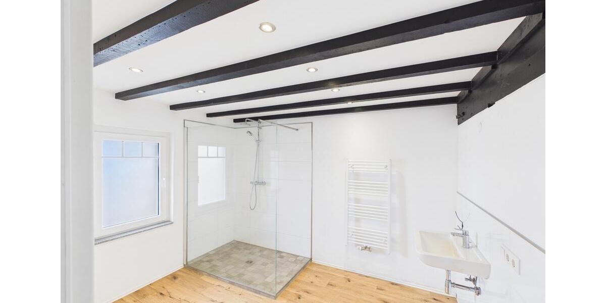 Etagenwohnung Bedburg - 4 Zimmer, 119 m&sup2;, 1.250&euro; | Angebot:26252921