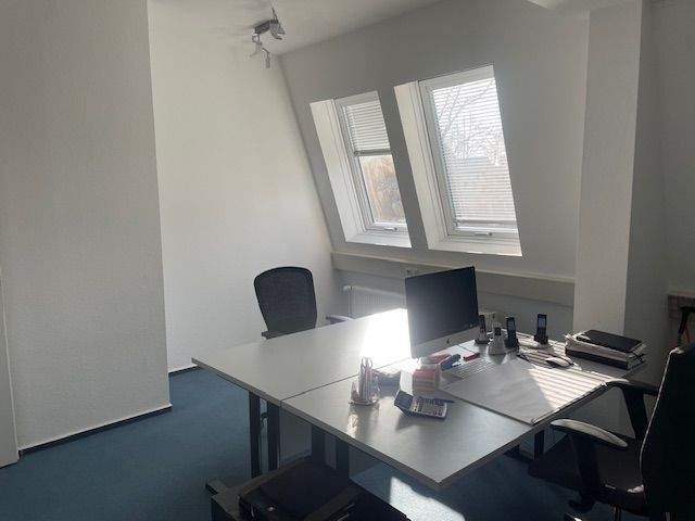 Gewerbeobjekt Mönchengladbach Eicken - 4 Zimmer, 121 m&sup2;, 972&euro; | Angebot:25209947