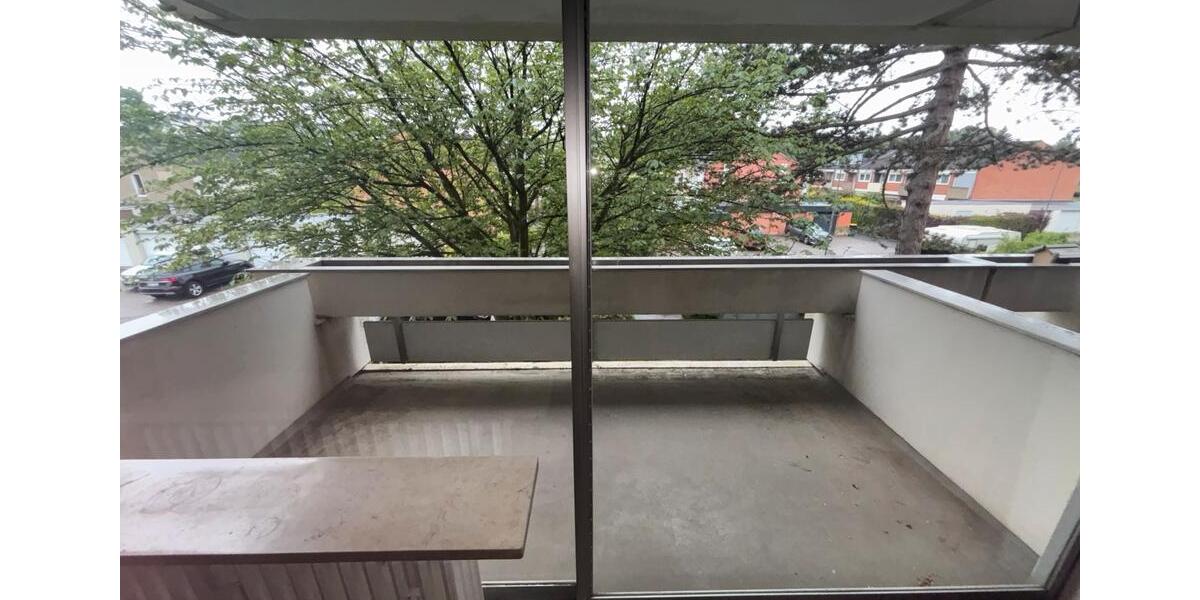 Etagenwohnung Düsseldorf Heerdt - 1 Zimmer, 32 m&sup2;, 550&euro; | Angebot:26470912