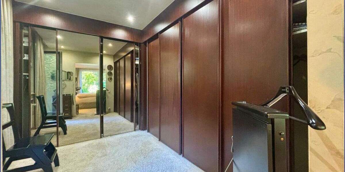 Etagenwohnung Mülheim an der Ruhr Holthausen - 4 Zimmer, 151 m&sup2;, 449.000&euro; | Angebot:25741355