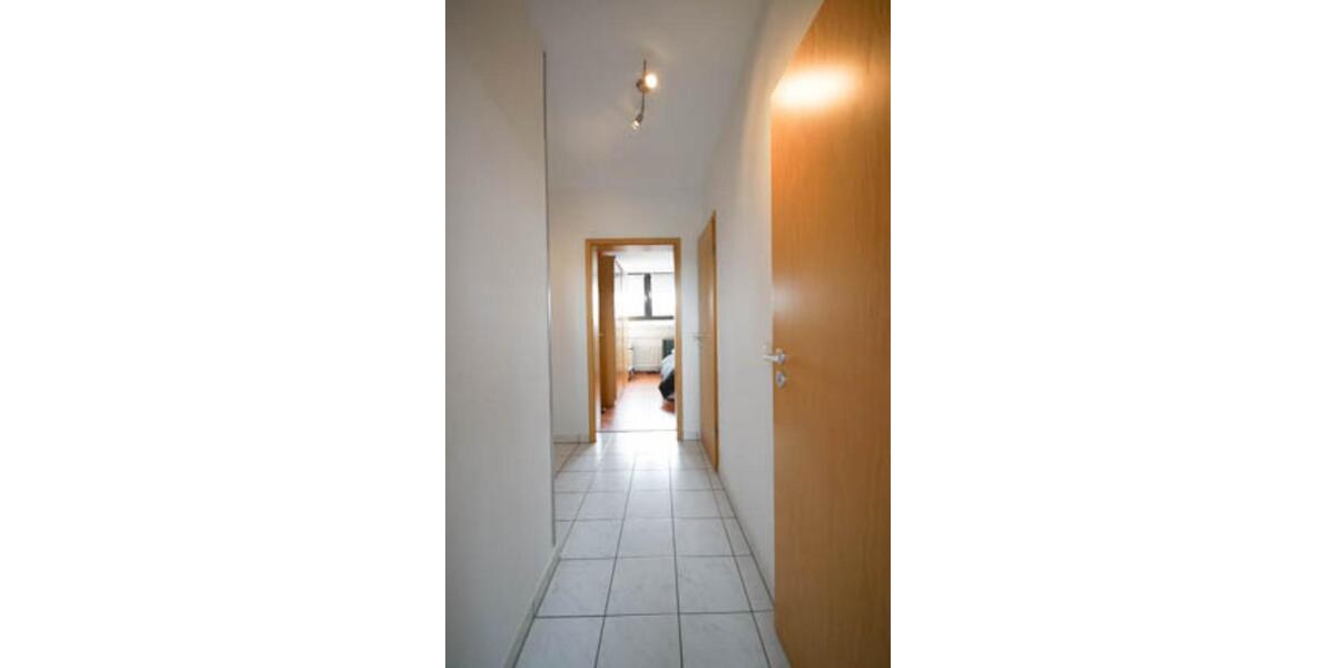 Dachgeschoßwohnung Oberhausen Alt-Oberhausen - 3.5 Zimmer, 66 m&sup2;, 470&euro; | Angebot:25648658