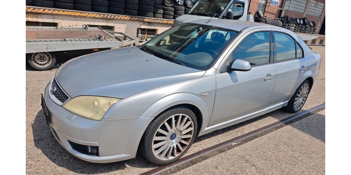 Ford Mondeo 137.665 km 1.400 &euro; Neuss 41460