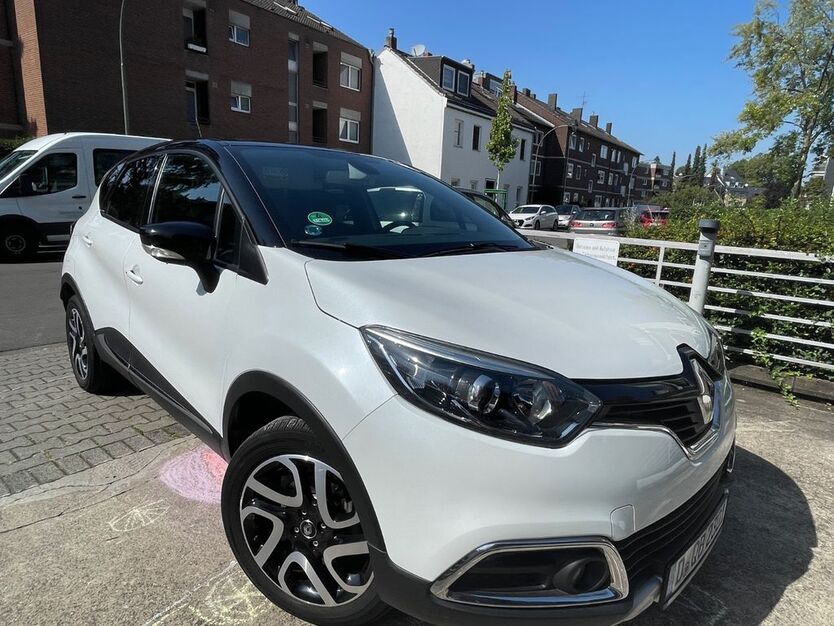 Renault Captur 69.000 km 11.900 € Düsseldorf 40597