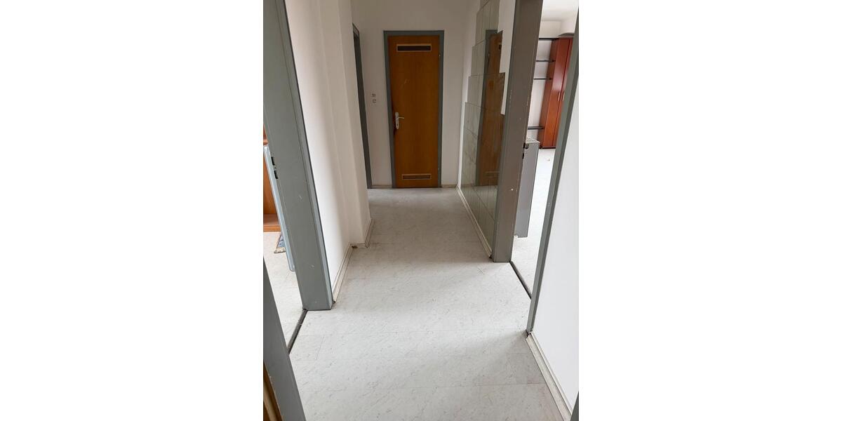 Dachgeschoßwohnung Viersen - 2 Zimmer, 60 m&sup2;, 750&euro; | Angebot:26409021