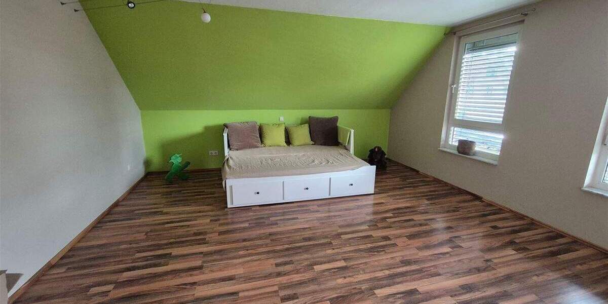 Doppelhaushälfte Ratingen Breitscheid - 3 Zimmer, 136 m&sup2;, 719.000&euro; | Angebot:25798535