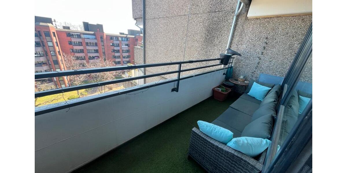 Terrassenwohnung Neuss - 2 Zimmer, 80 m&sup2;, 1.100&euro; | Angebot:25764221