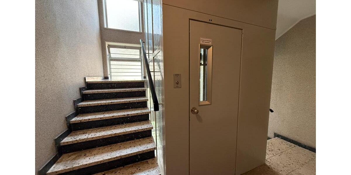 Etagenwohnung Moers - 1 Zimmer, 41 m&sup2;, 600&euro; | Angebot:25538412