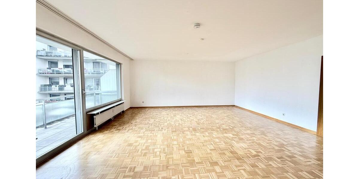 Erdgeschoßwohnung Düsseldorf Stadtbezirk 6 - 3 Zimmer, 93 m&sup2;, 1.250&euro; | Angebot:23762122