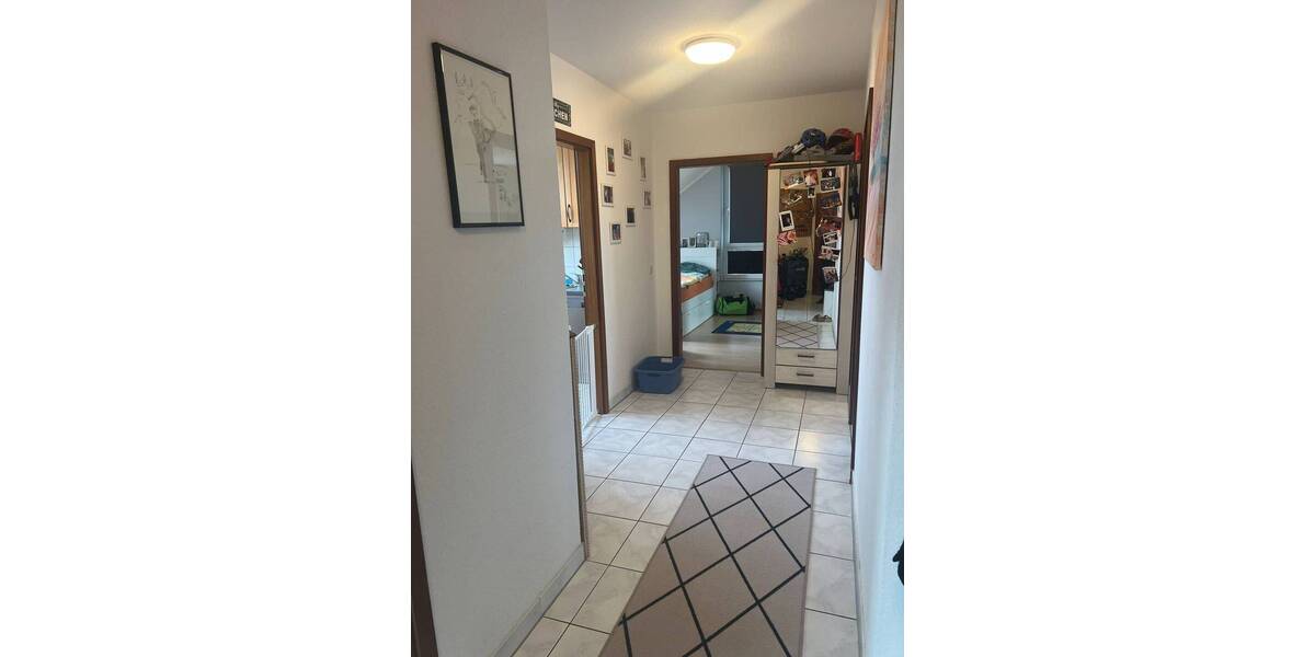 Etagenwohnung Neuss Grimlinghausen - 3 Zimmer, 77 m&sup2;, 890&euro; | Angebot:26834251