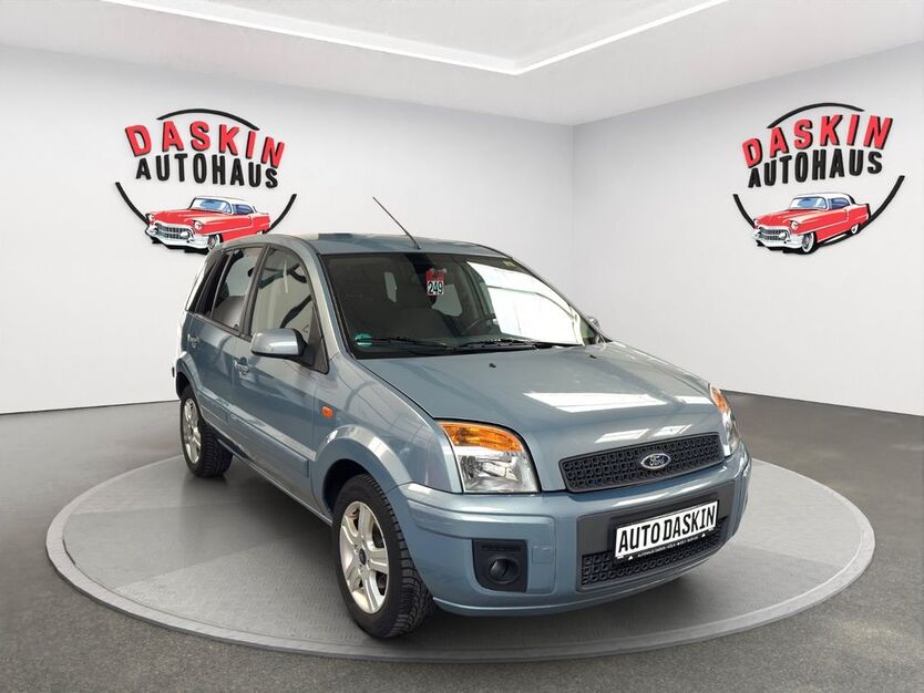 Ford Fusion 135.000 km 3.700 € Köln 50827