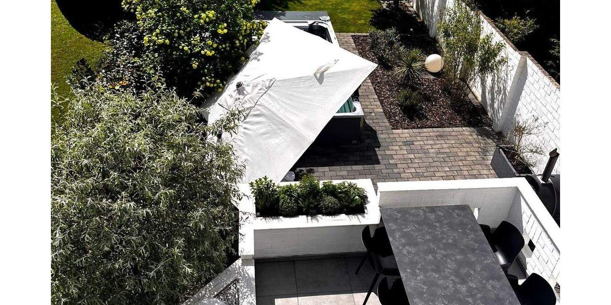 Reihenmittelhaus Krefeld Cracau - 7 Zimmer, 202 m&sup2;, 1.590.000&euro; | Angebot:25738411