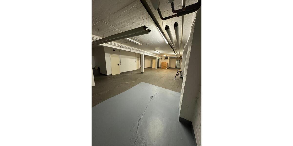 Gewerbeobjekt Düsseldorf Stadtbezirk 3 - 1.380&euro; | Angebot:24916667