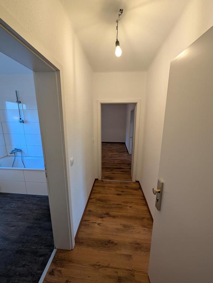 ~ Frisch renoviert mit modernem Bad und Küche ~ zimmer