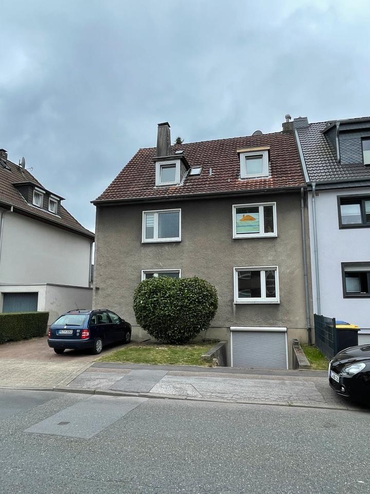 Mehrfamilienhaus 3 Wohneinheiten Essen Borbeck Nähe Schlosspark