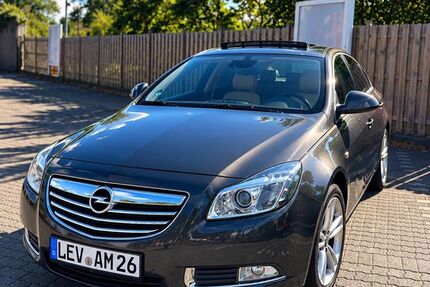 Opel Insignia 206.555 km 4.990 &euro; Leverkusen 51381