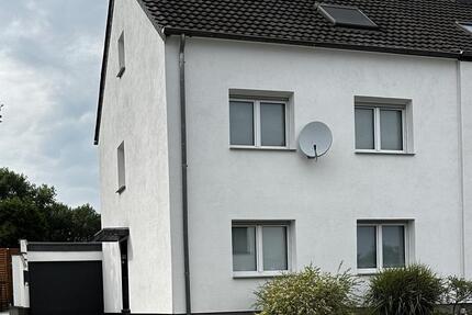 Haus Duisburg Hochheide - 10 Zimmer, 180 m&sup2;, 530.000&euro; | Angebot:26463627