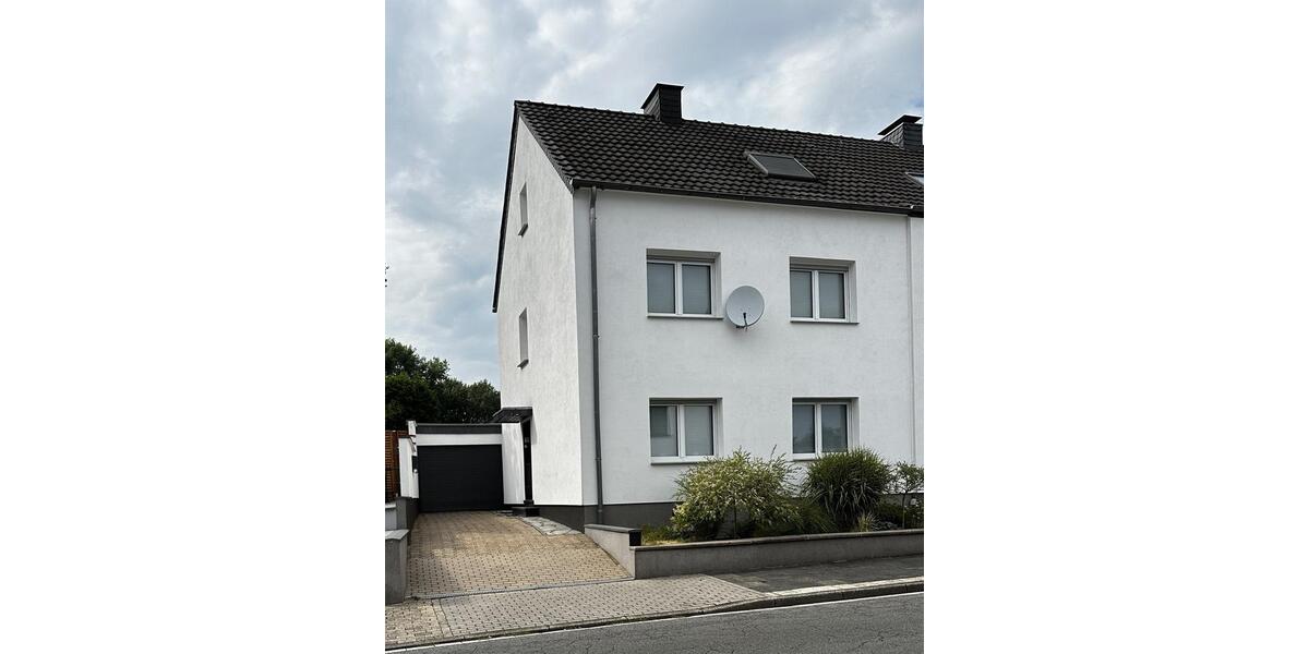 Mehrfamilienhaus, Wohnhaus Duisburg Hochheide - 10 Zimmer, 180 m&sup2;, 530.000&euro; | Angebot:26463627
