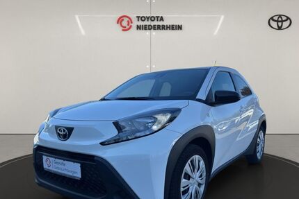 Toyota Aygo (X) 35.100 km 11.785 &euro; Krefeld 47809