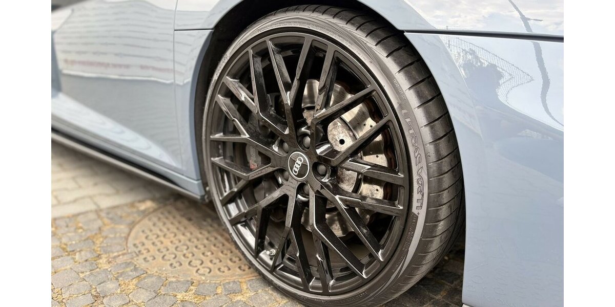 Audi R8 / 5.2 FSI quattro / 570PS / V10 FSI 110.000 km 99.900 &euro; Mönchengladbach 41066