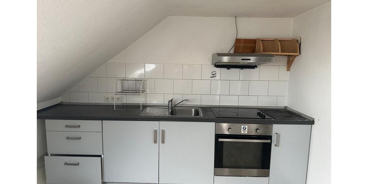 2.5 Zimmer In Solingen Höhscheid mit EBK DG zu Vermieten 2.5 zimmer