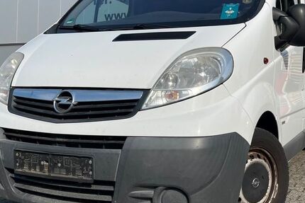 Opel Vivaro 332.238 km 6.497 &euro; Mönchengladbach 41066