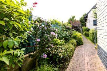 Mehrfamilienhaus, Wohnhaus Düsseldorf Oberbilk - 2.400.000&euro; | Angebot:21296073