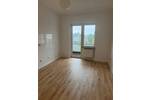 Helle 2 Zimmerwohnung mit Wohnküche und 2 Balkonen
