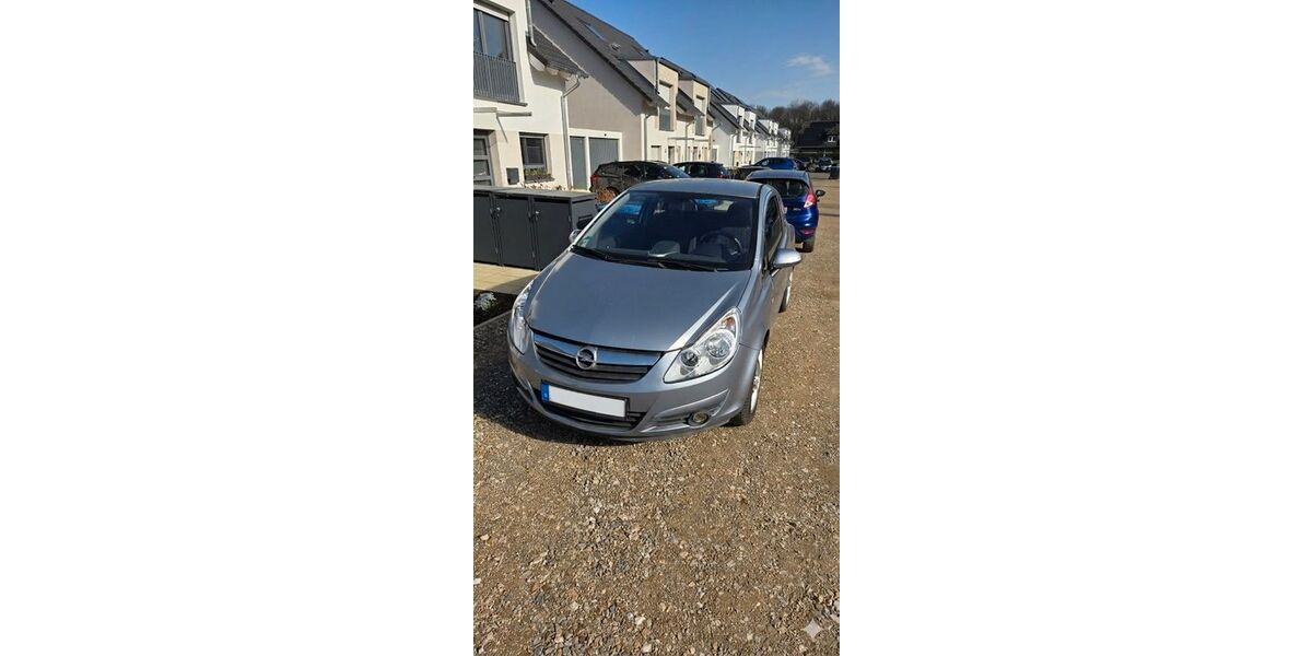 Opel Corsa 121.000 km 2.300 &euro; Bedburg 50181