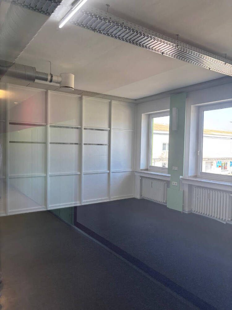 Büroräume in Köln-Ehrenfeld - 20-28 m², 4-6 Arbeitsplätze - All-in-Miete