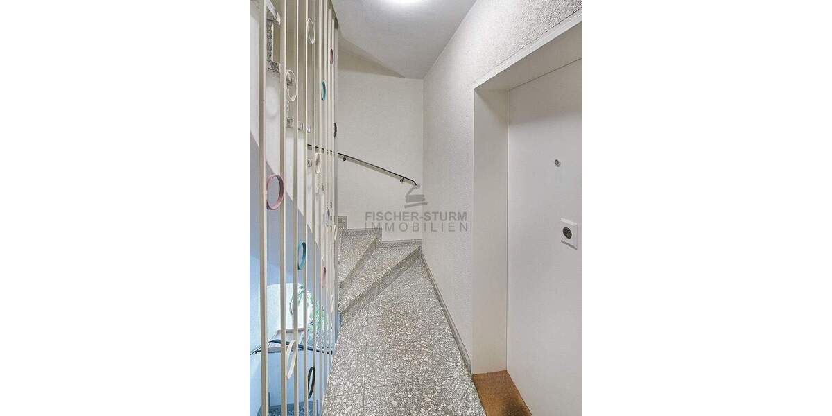 Etagenwohnung Düsseldorf Oberkassel - 3 Zimmer, 84 m&sup2;, 549.000&euro; | Angebot:25744670