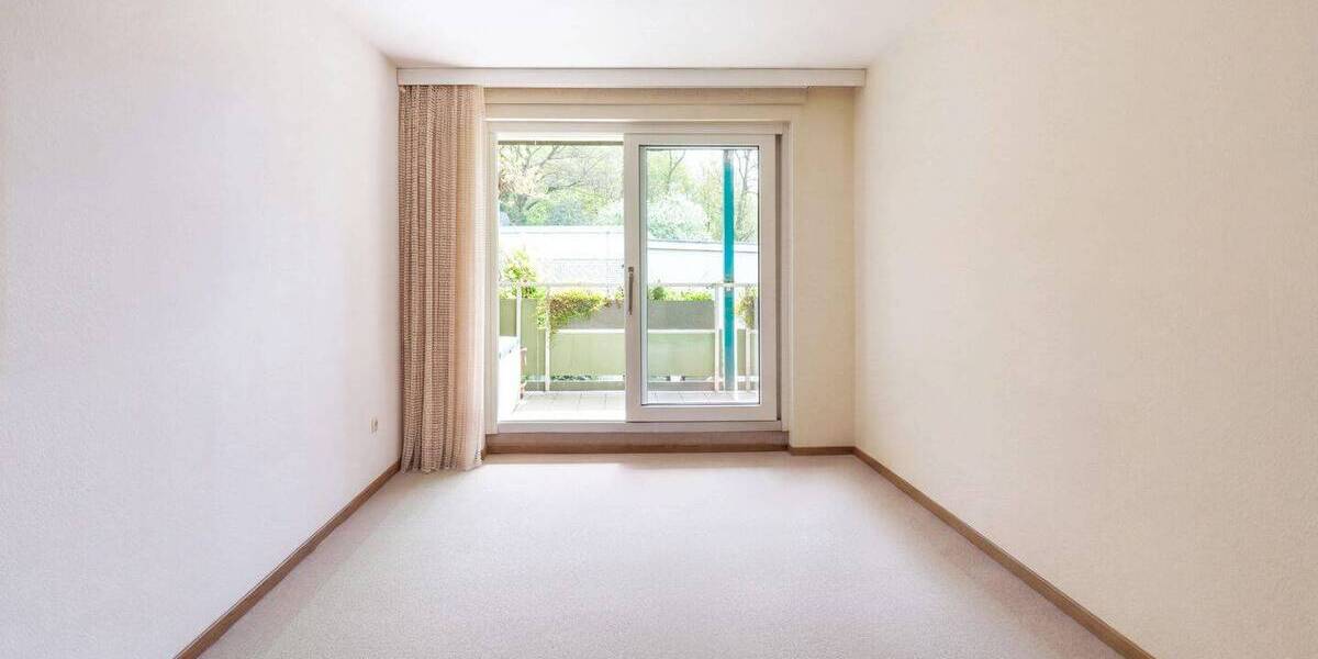 Etagenwohnung Düsseldorf Gerresheim - 3 Zimmer, 91 m&sup2;, 350.000&euro; | Angebot:26817882
