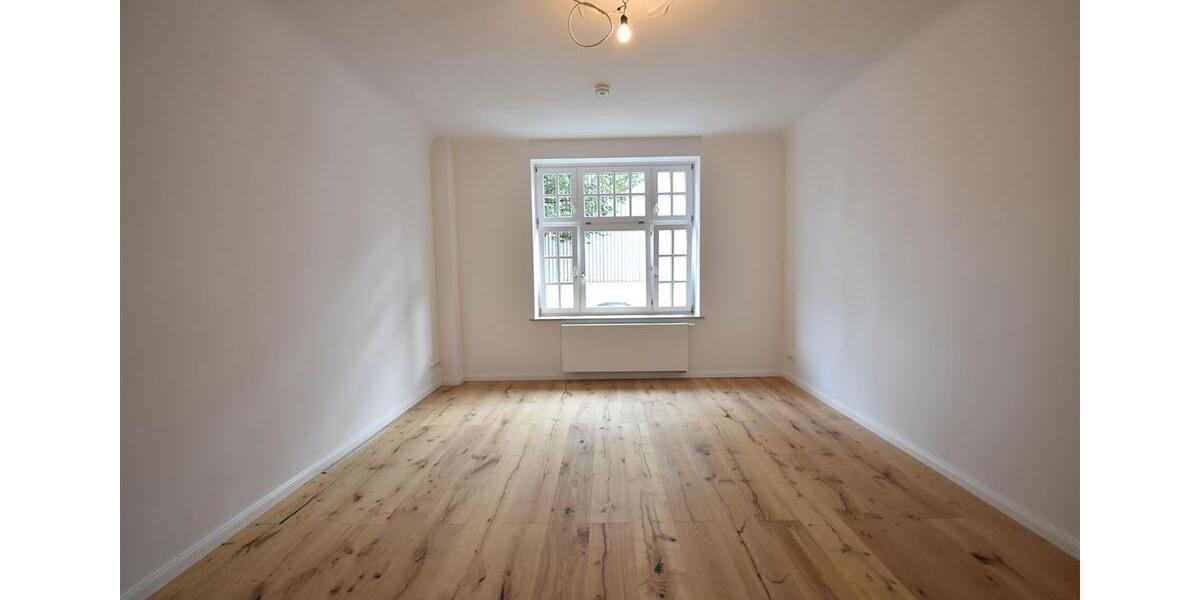 Etagenwohnung Düsseldorf Heerdt - 2 Zimmer, 75 m&sup2;, 1.195&euro; | Angebot:22619460
