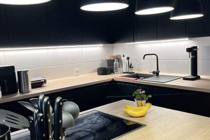 Moderne 3-Zimmerwohnung mit Balkon und zwei Tiefgaragenplätzen in der Moerser City 3 zimmer