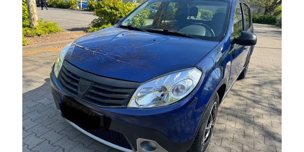 Dacia Sandero 93.147 km 1.999 &euro; Krefeld 47809